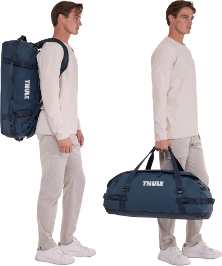 Bolsa y mochila en una