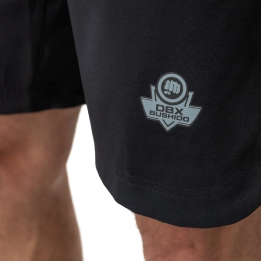 Detalles resistentes y logotipo llamativo