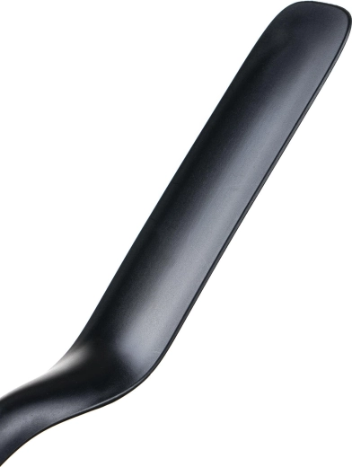 Delicada con los utensilios de cocina antiadherentes