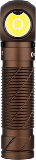 Olight Perun 2 Desert Tan – linterna compacta en ángulo recto de 2500 lm con batería recargable 21700