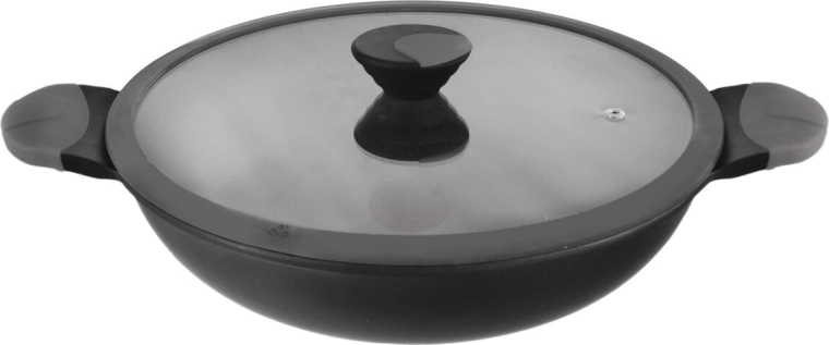 Generosa capacidad de 5 l para cocinar en familia