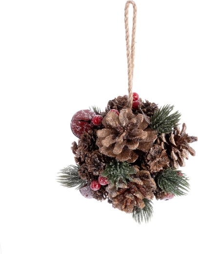 Diámetro de 12 cm que destaca en el árbol