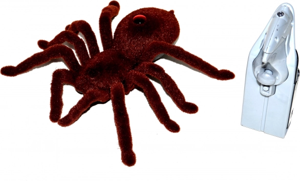Tarántula peluda RC con control remoto 15 cm
