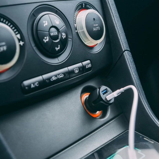 Adaptador para encendedor de coche con 2 puertos USB, 2,4 A, negro