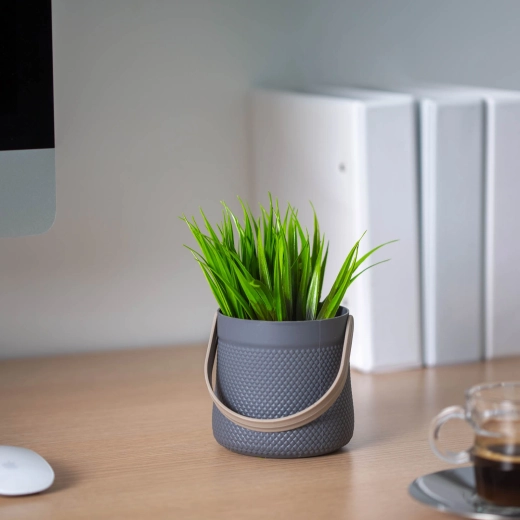 Planta artificial en cesta decorativa de 11 × 18 cm - 1 unidad