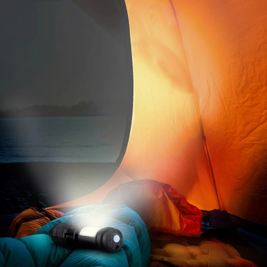 Zoom y 3 modos de iluminación para distintas situaciones