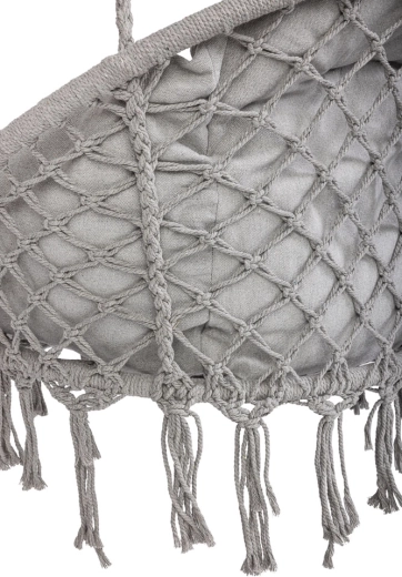 Elegante macramé y flecos decorativos