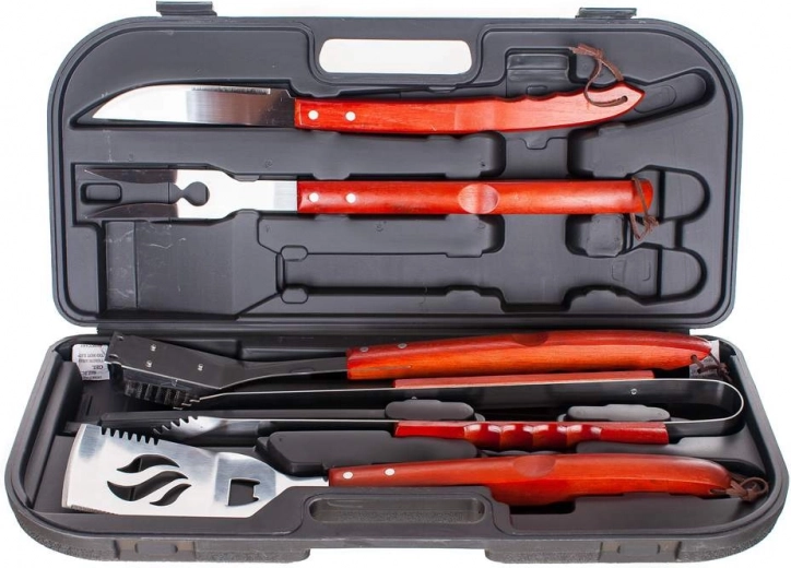 Acero de calidad y mangos de madera cómodos