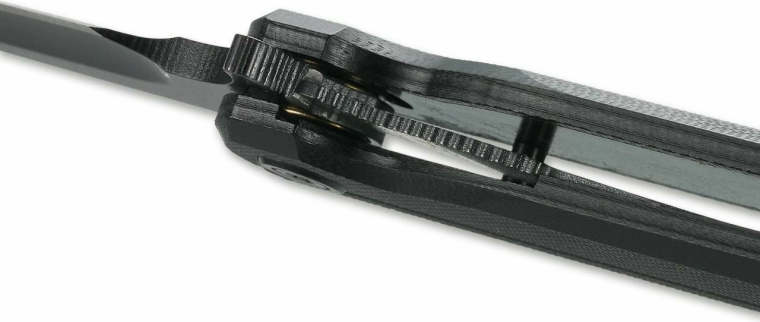 Bloqueo seguro de la hoja con el seguro Liner Lock