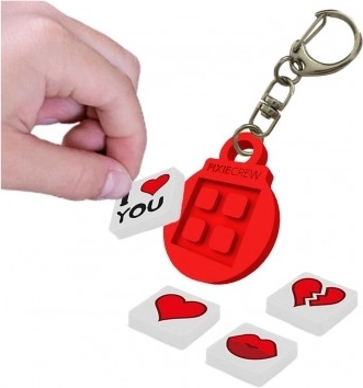 Llavero con forma de corazón Pixie Crew rojo
