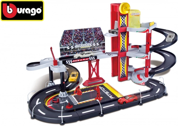 Bburago Ferrari Race & Play – garaje con pista de carreras y coche 1:43