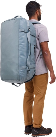 Bolsa y mochila en una