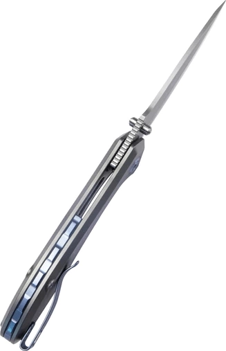 Mango de titanio y linerlock seguro
