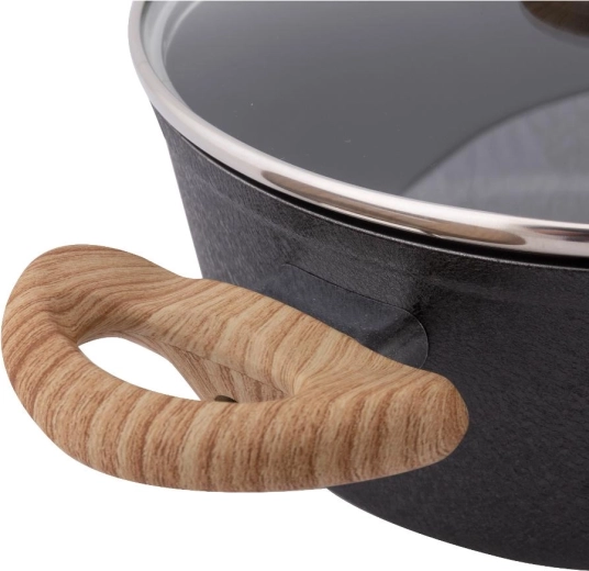 Cómodas asas con acabado de madera