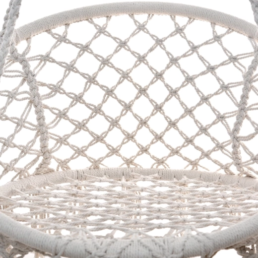 Cómodo asiento redondo con entramado de macramé