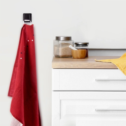 Elegante diseño negro para cualquier interior