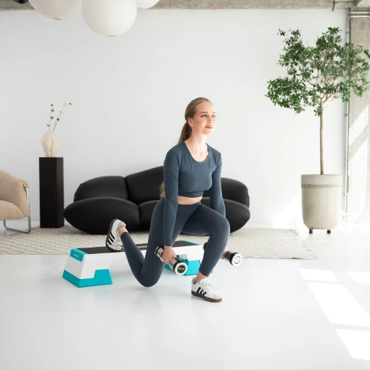 Diseño compacto para cardio, HIIT y fuerza