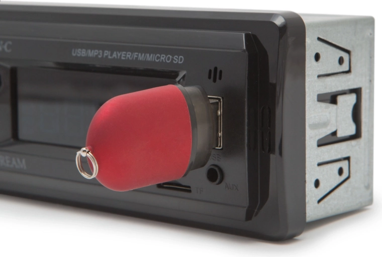 Música desde USB, AUX y tarjeta microSD