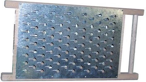 Rallador para remolacha con mango de madera 22 × 44 cm