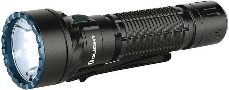Luz blanca 1750 lm con alcance de hasta 360 m