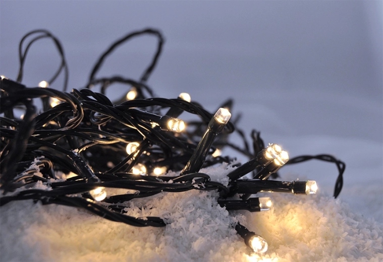 Cadena de luces navideñas LED Solight, 300 LED, 30 m, blanco cálido