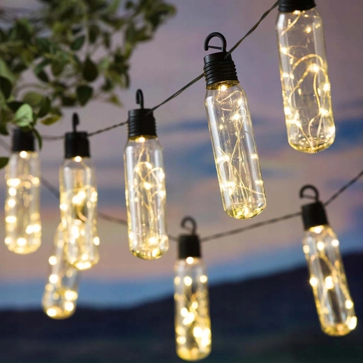 Luz blanco cálido y atmosférica