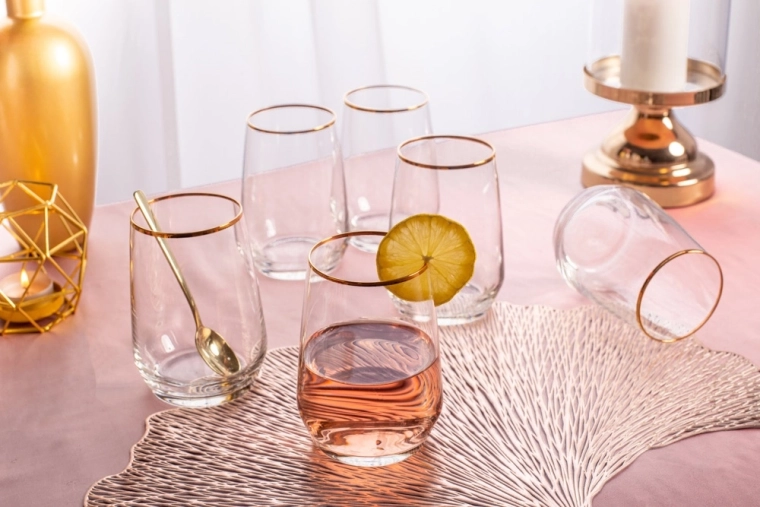 Gran capacidad de 450 ml para bebidas frías