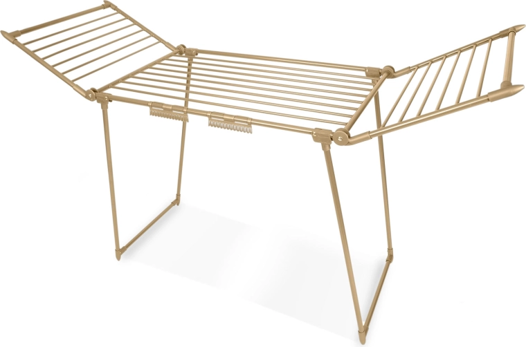 Estructura metálica resistente en la elegante edición Gold