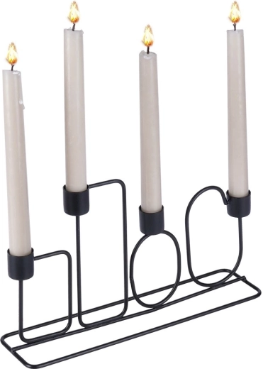 Para 4 velas largas de hasta 2 cm de diámetro