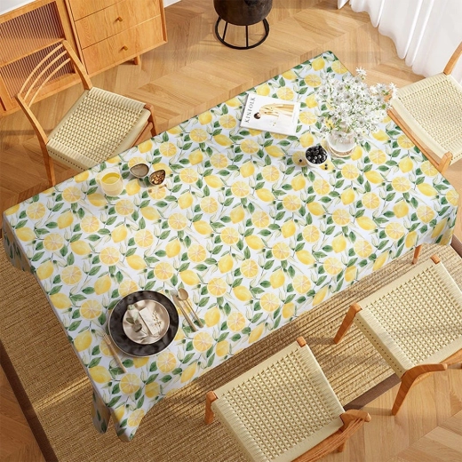 Llamativo motivo de limones como decoración de mesa