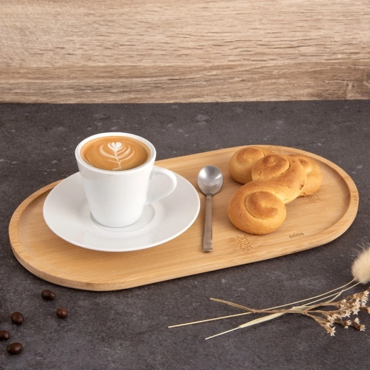 Servicio elegante de bebidas y postres