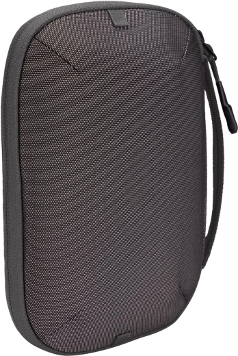 Materiales resistentes y cremalleras YKK