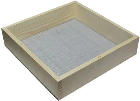 Tamiz de albañil con marco de madera 52 × 45 cm, malla 4 mm
