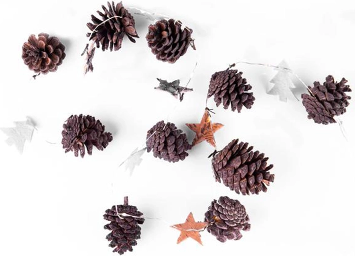Cadena de luces navideñas con temporizador, 10 LED – piñas, estrellas y arbolitos