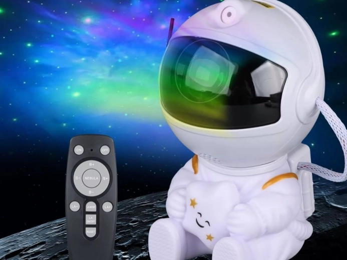Proyector de cielo estrellado con forma de astronauta y control remoto