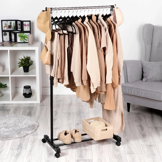 Estante inferior para zapatos y accesorios