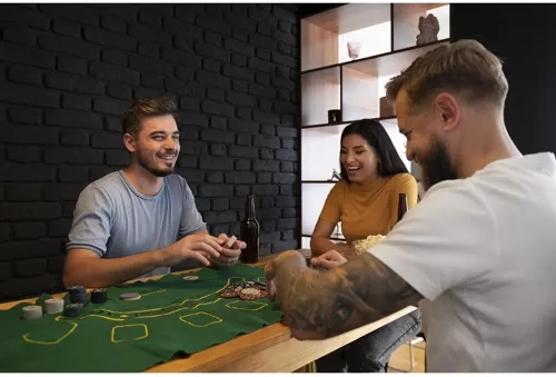 Tapete verde como mesa de póker en cualquier lugar