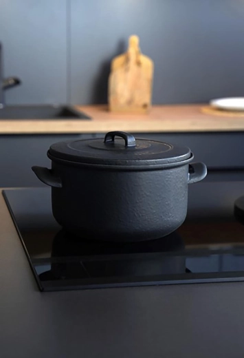 Universal para todo tipo de cocinas, incluida la inducción