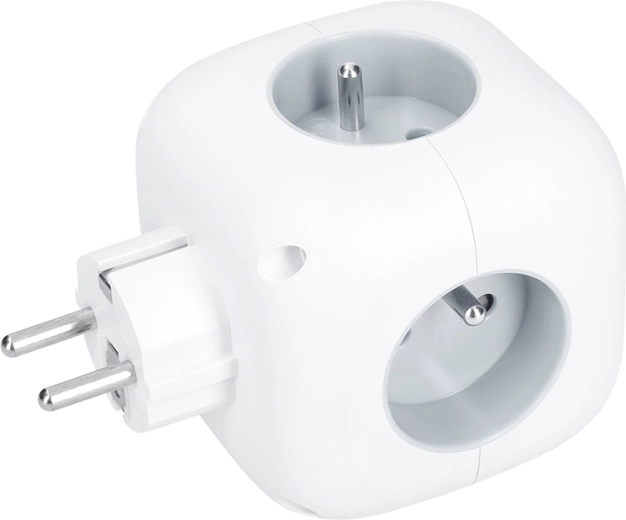 3 tomas de 230 V con protección infantil