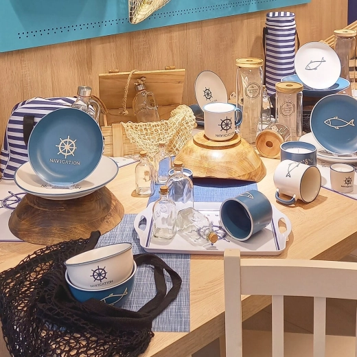 Color azul para una mesa más fresca