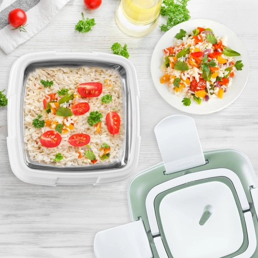 Mantiene los alimentos calientes y fríos