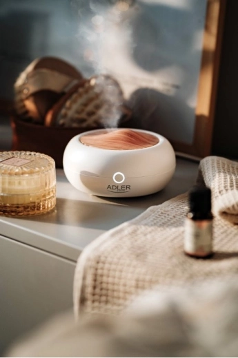 Aromaterapia, humidificación y luz en uno