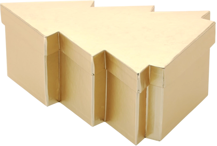 Caja de regalo navideña con forma de arbolito dorada