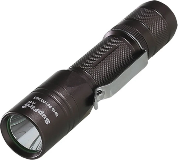 Linterna Superfire A6