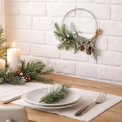 Verde invernal y decoración para un ambiente acogedor