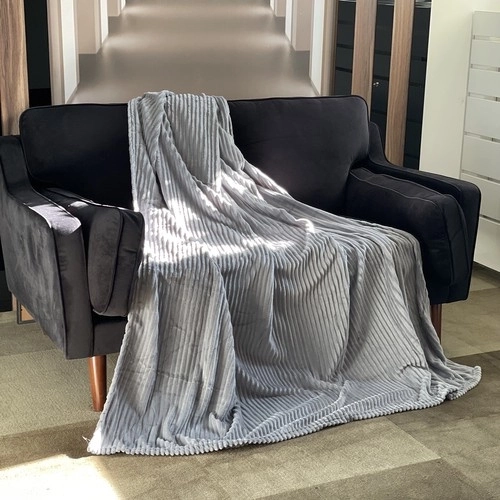 Cubierta elegante para sofá y cama