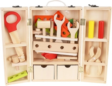 Caja organizada con compartimentos