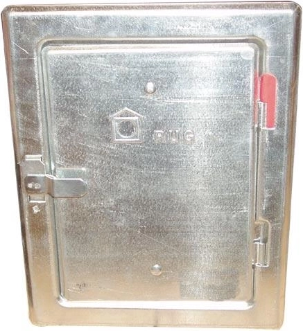 Puerta de chimenea galvanizada 140 × 205 mm