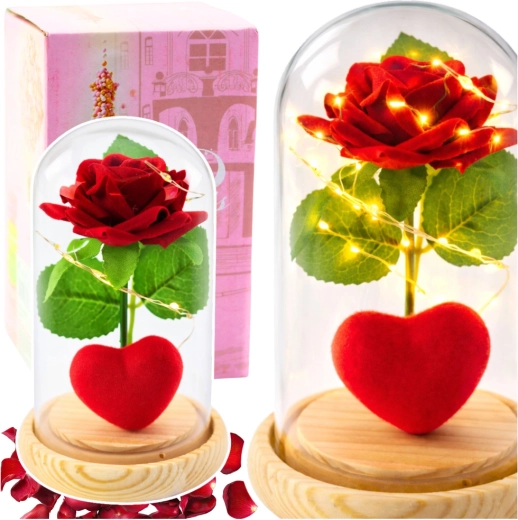 Rosa roja eterna bajo una campana de cristal con iluminación LED y corazón