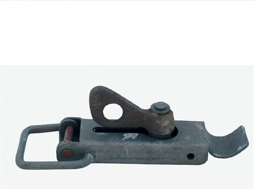 Cierre de palanca con anilla giratoria